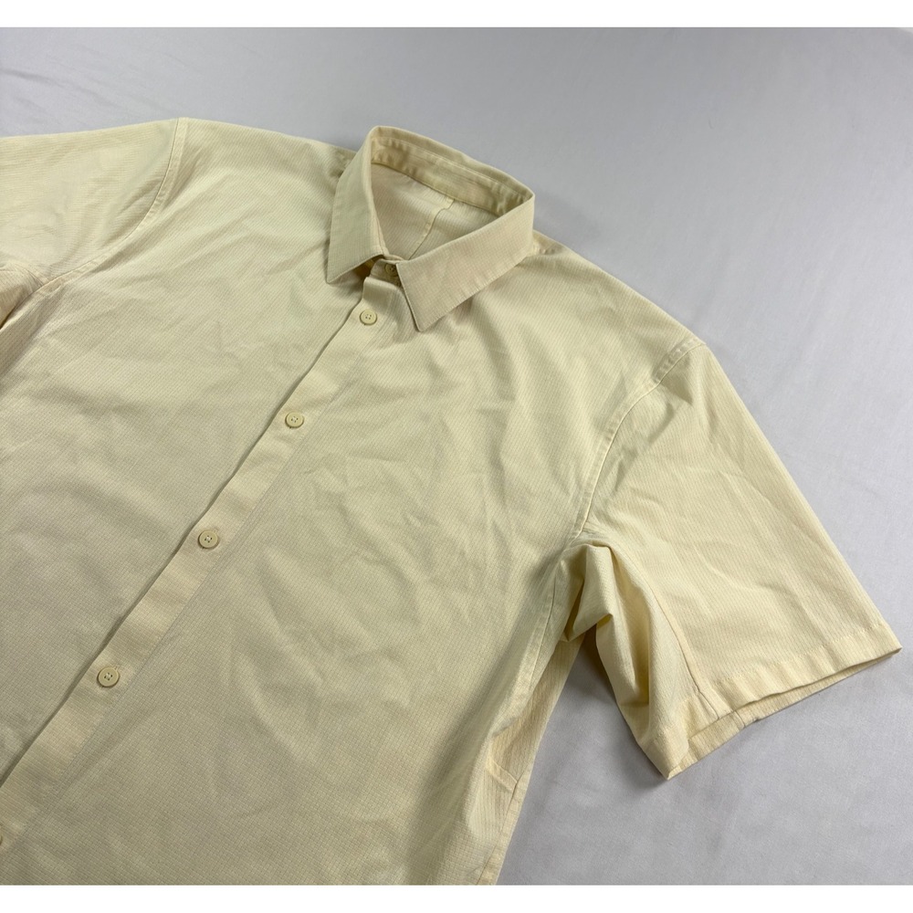 Lululemon Airing Easy Shirt Men L Yellow Button Up Stretch Casual Camp Ripstop